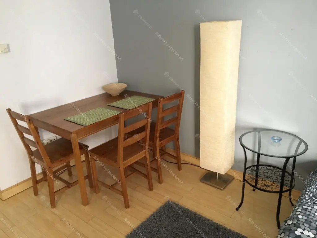 Kiadó albérlet 210000 Ft/hó áron: Budapest, VIII. kerület  Mária utca. Mérete: 36 nm, 1 szobás | Alberlet.hu - 6687282