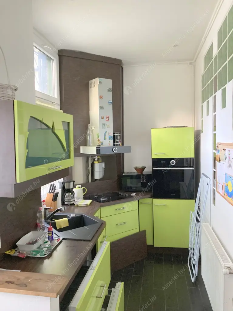 Kiadó albérlet 240000 Ft/hó áron: Budapest, VIII. kerület  Mátyás tér. Mérete: 50 nm, 2 szobás | Alberlet.hu - 6587053