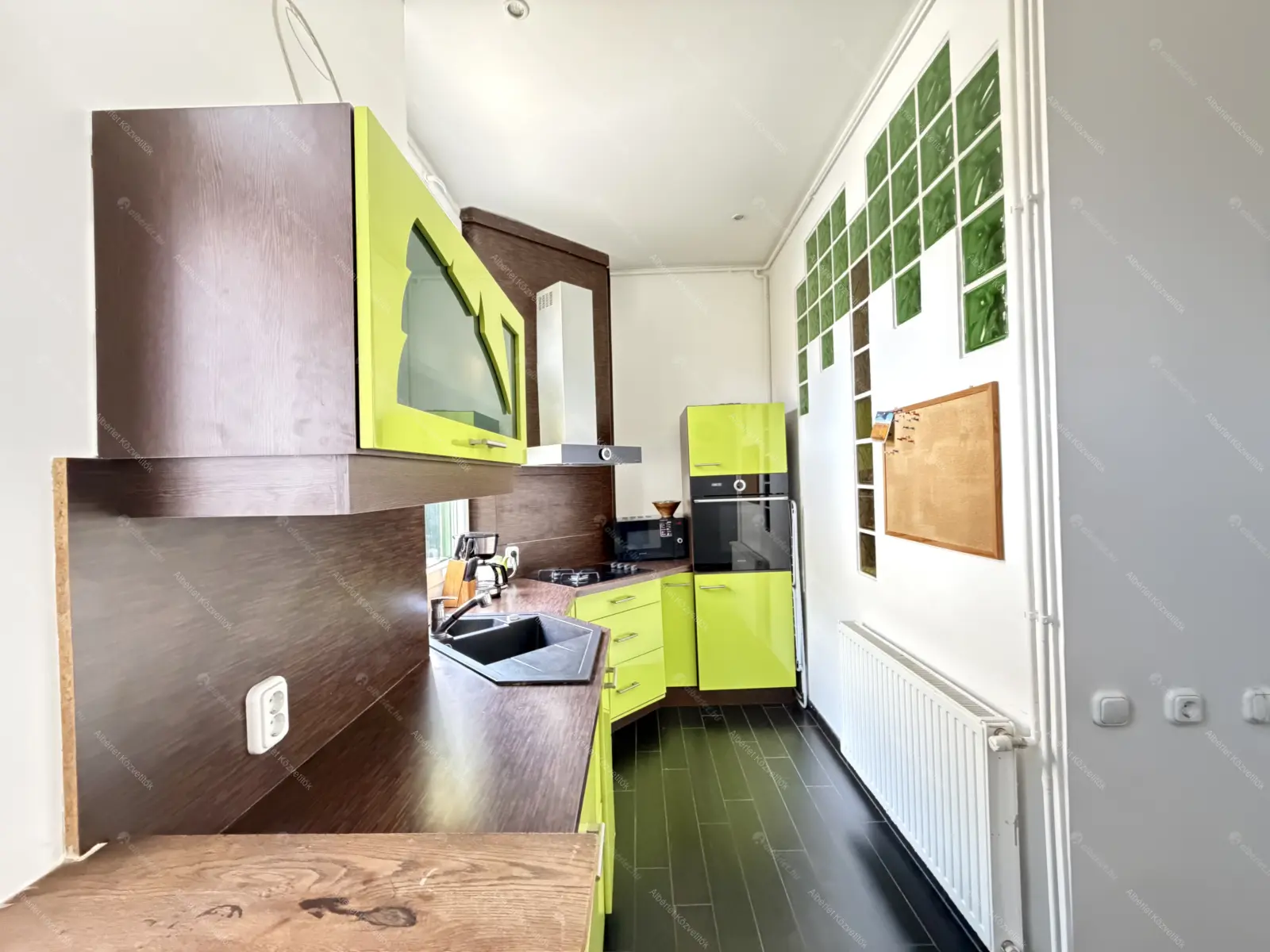 Kiadó albérlet 200000 Ft/hó áron: Budapest, VIII. kerület  Mátyás tér. Mérete: 50 nm, 2 szobás | Alberlet.hu - 6697958