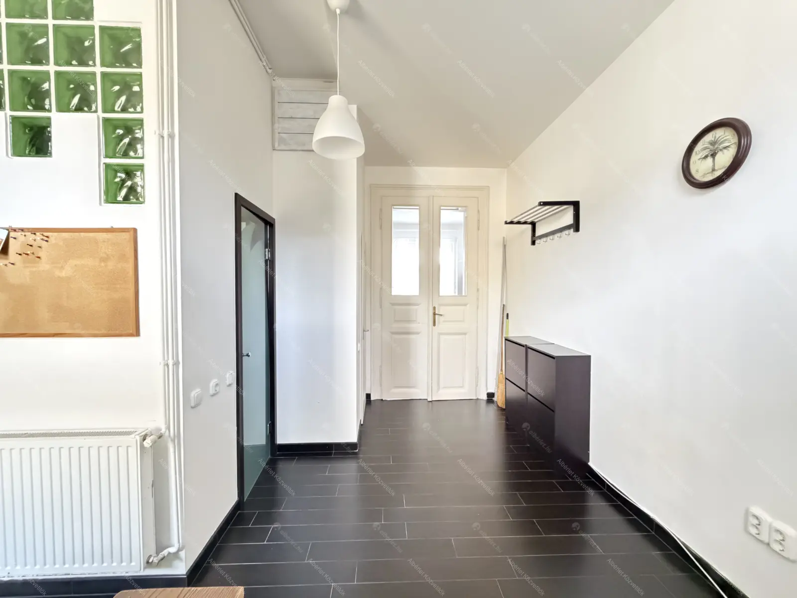 Kiadó albérlet 200000 Ft/hó áron: Budapest, VIII. kerület  Mátyás tér. Mérete: 50 nm, 2 szobás | Alberlet.hu - 6697960