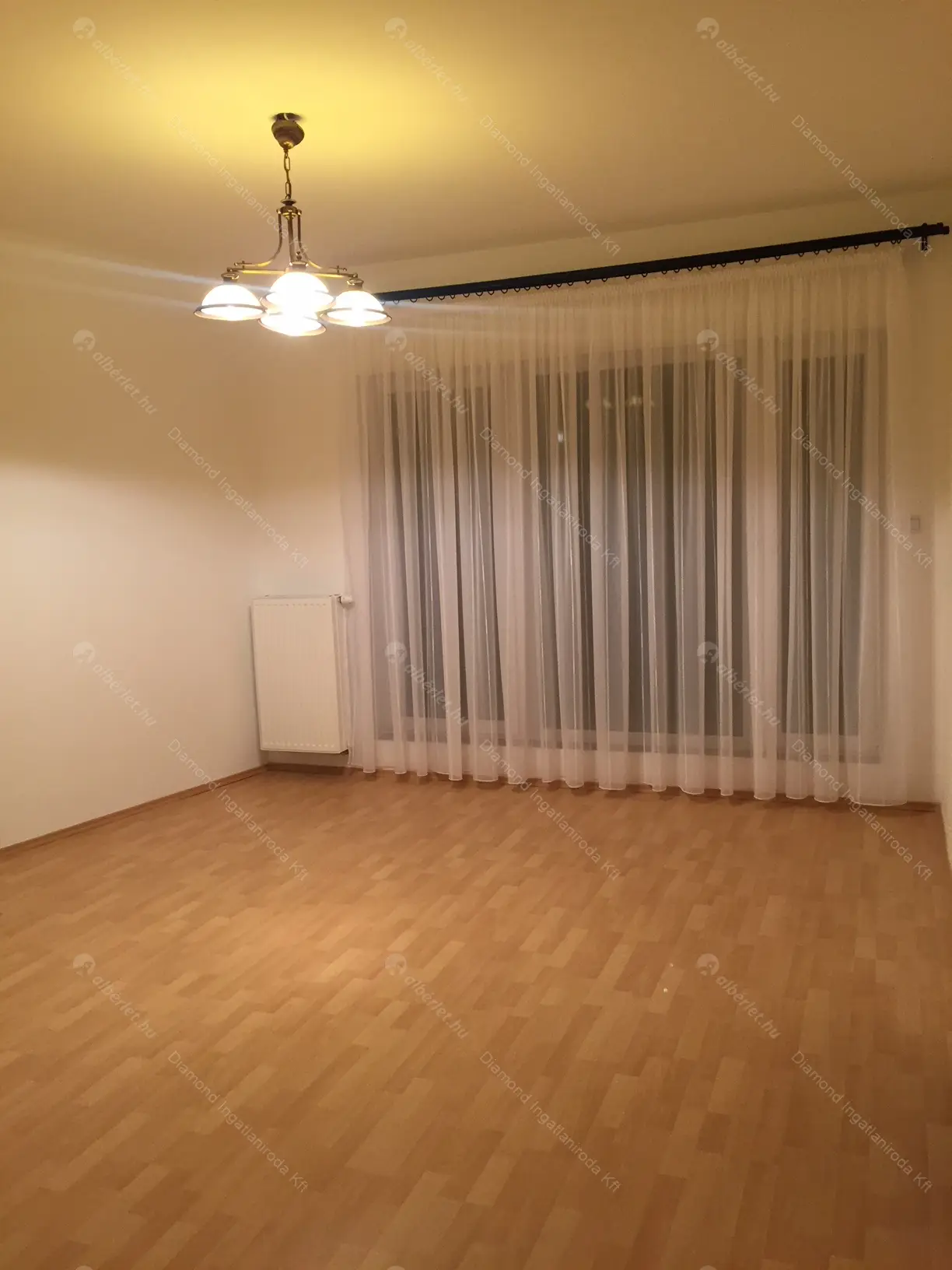 Kiadó albérlet 234000 Ft/hó áron: Budapest, VIII. kerület  Mátyás tér. Mérete: 51 nm, 1 szobás | Alberlet.hu - 6598866