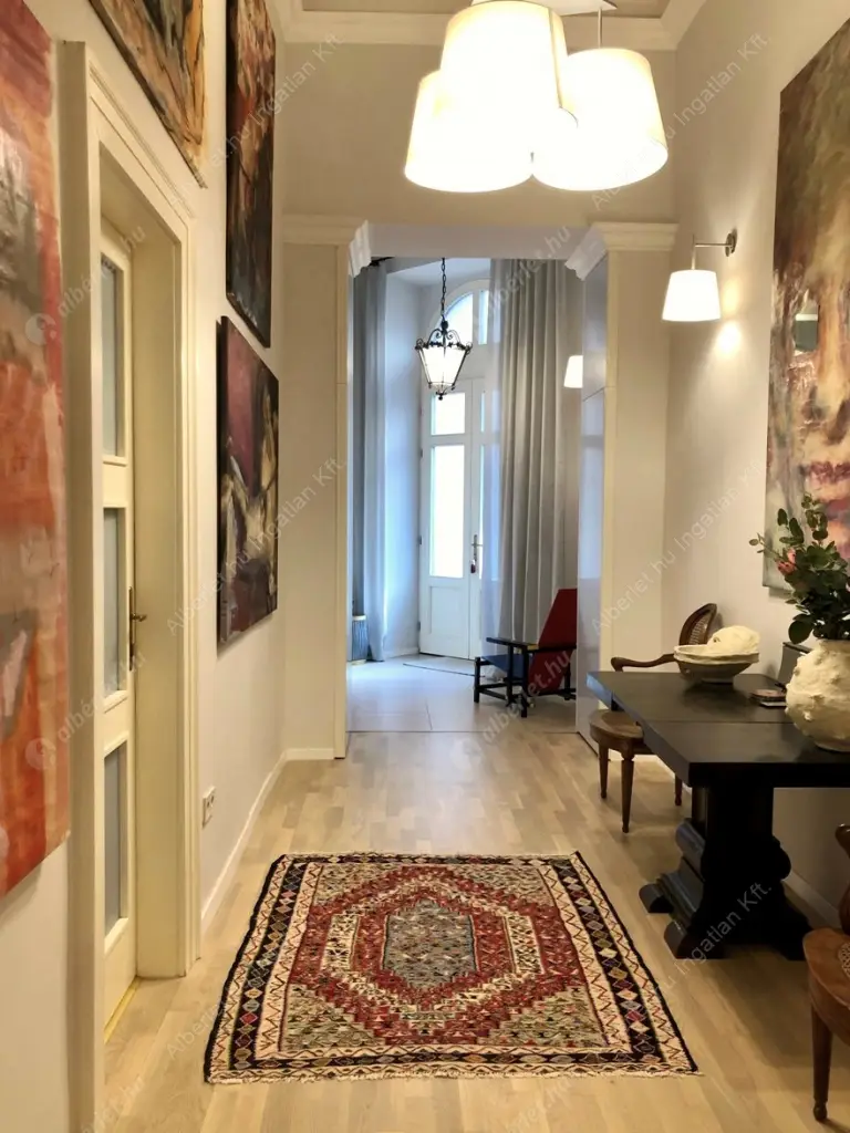 Kiadó albérlet 640000 Ft/hó áron: Budapest, VIII. kerület  Múzeum körút. Mérete: 84 nm, 3 szobás | Alberlet.hu - 6522569