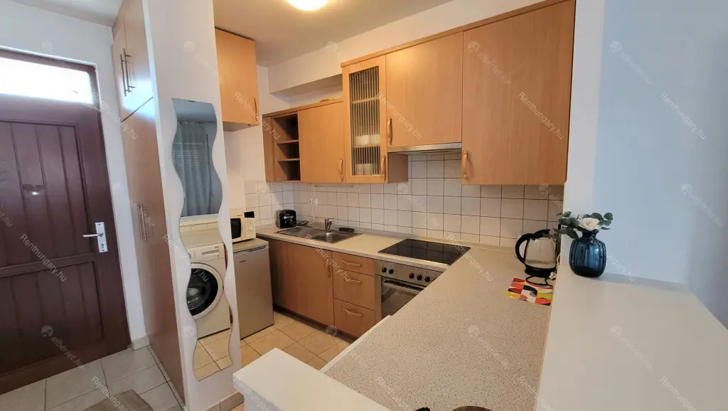 Kiadó albérlet 230000 Ft/hó áron: Budapest, VIII. kerület  Nap  utca . Mérete: 34 nm, 1 szobás | Alberlet.hu - 6677138