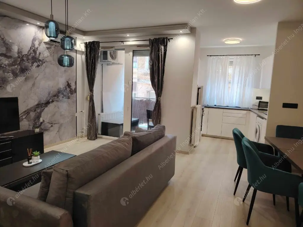 Kiadó albérlet 300000 Ft/hó áron: Budapest, VIII. kerület  Nap utca. Mérete: 53 nm, 2 szobás | Alberlet.hu - 6577216