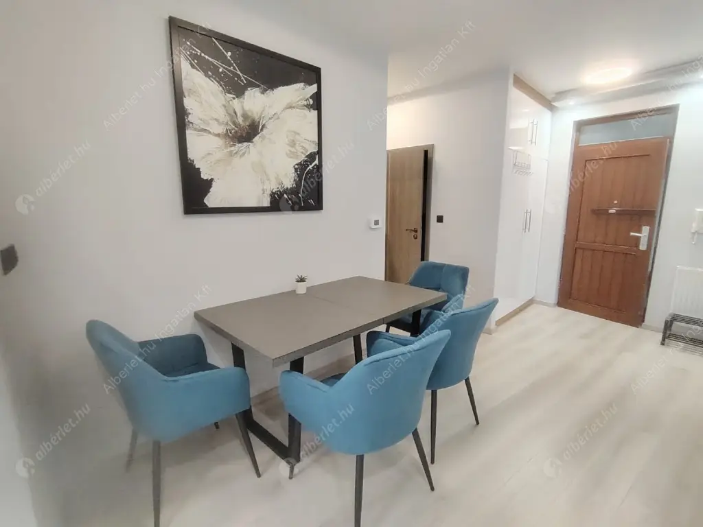 Kiadó albérlet 300000 Ft/hó áron: Budapest, VIII. kerület  Nap utca. Mérete: 53 nm, 2 szobás | Alberlet.hu - 6600719