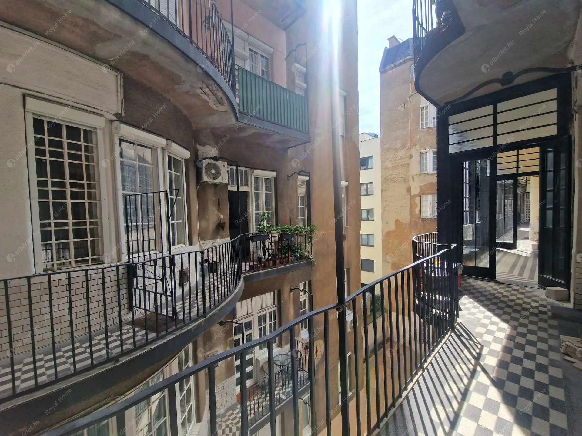 Kiadó albérlet 240000 Ft/hó áron: Budapest, VIII. kerület  Népszínház utca. Mérete: 43 nm, 1 szobás | Alberlet.hu - 6041299