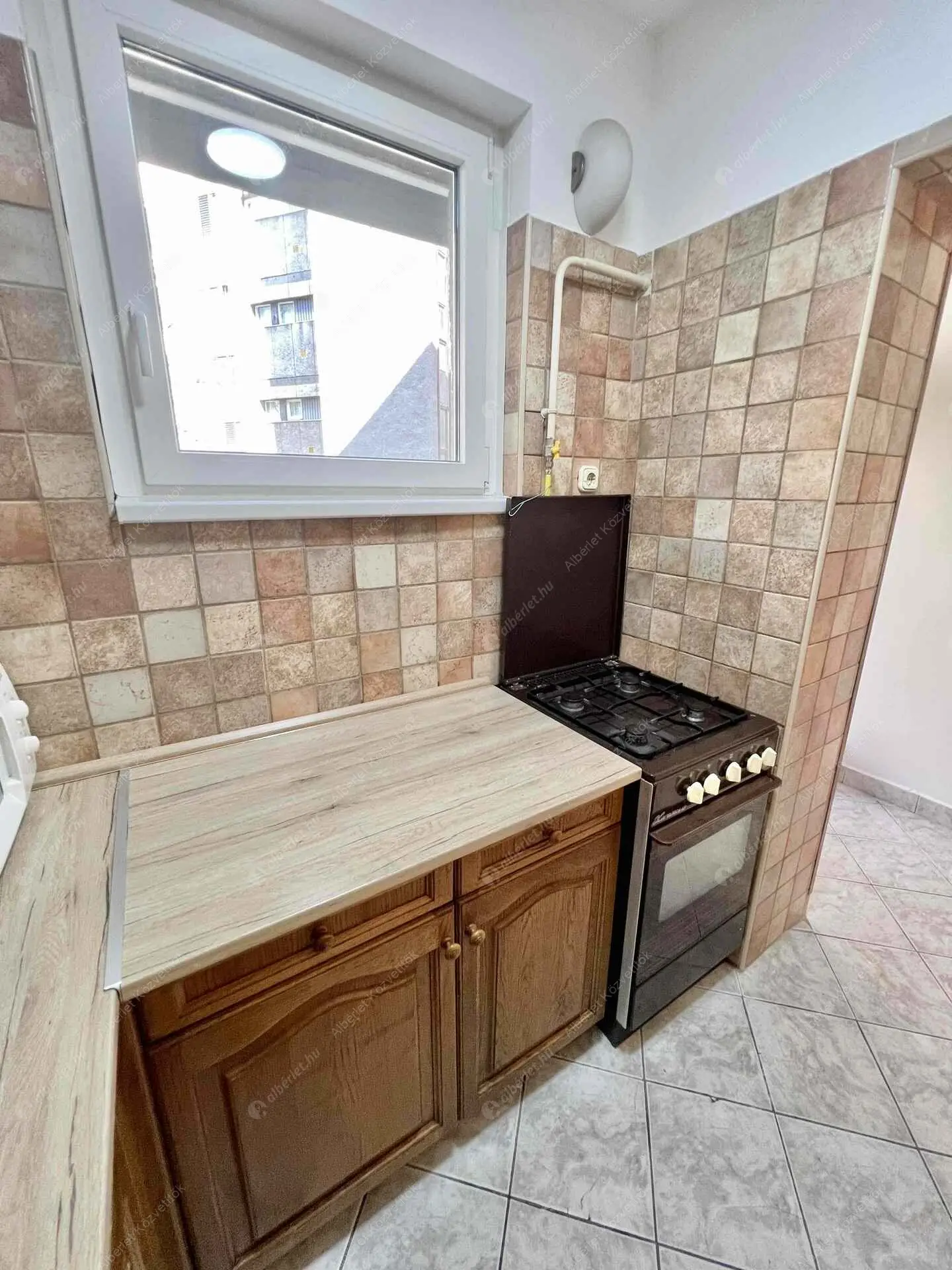 Kiadó albérlet 200000 Ft/hó áron: Budapest, VIII. kerület  Népszínház utca. Mérete: 53 nm, 2 szobás | Alberlet.hu - 6543769