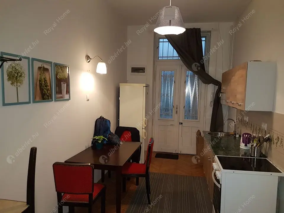 Kiadó albérlet 220000 Ft/hó áron: Budapest, VIII. kerület  Népszínház utca. Mérete: 60 nm, 2 szobás | Alberlet.hu - 6293253