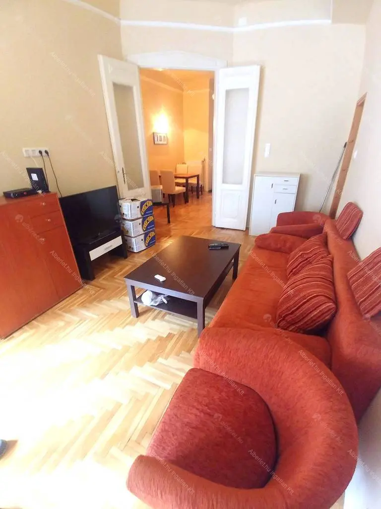 Kiadó albérlet 250000 Ft/hó áron: Budapest, VIII. kerület  Népszínház utca. Mérete: 85 nm, 2 szobás | Alberlet.hu - 6690012