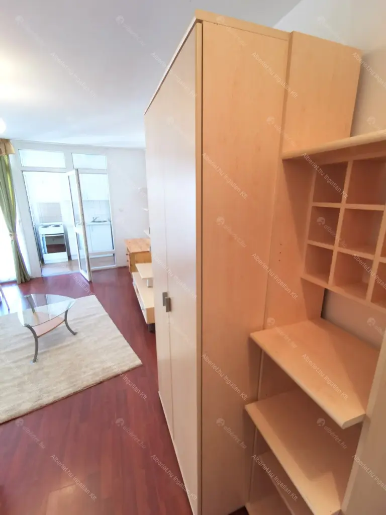 Kiadó albérlet 200000 Ft/hó áron: Budapest, VIII. kerület  Orczy tér. Mérete: 35 nm, 1 szobás | Alberlet.hu - 6705410