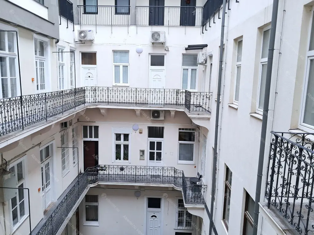 Kiadó albérlet 220000 Ft/hó áron: Budapest, VIII. kerület  Práter utca. Mérete: 33 nm, 1 szobás | Alberlet.hu - 6642783