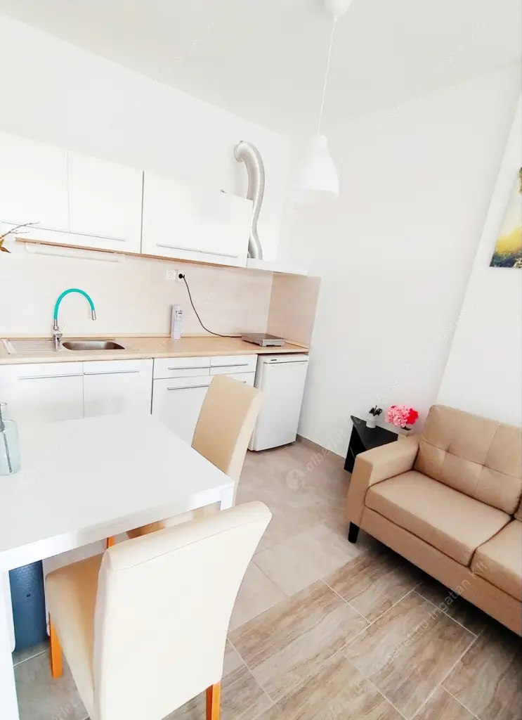 Kiadó albérlet 240000 Ft/hó áron: Budapest, VIII. kerület  Práter utca. Mérete: 35 nm, 1 szobás | Alberlet.hu - 6520694