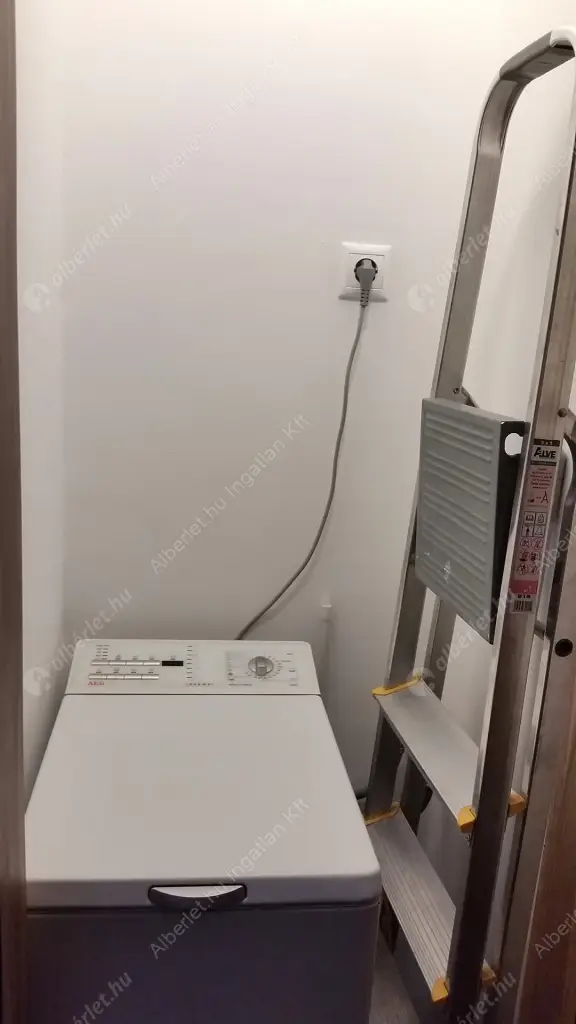 Kiadó albérlet 240000 Ft/hó áron: Budapest, VIII. kerület  Práter utca. Mérete: 35 nm, 1 szobás | Alberlet.hu - 6520703