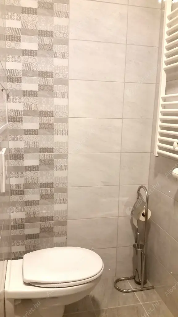 Kiadó albérlet 240000 Ft/hó áron: Budapest, VIII. kerület  Práter utca. Mérete: 35 nm, 1 szobás | Alberlet.hu - 6615930