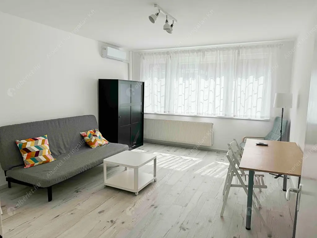 Kiadó albérlet 248000 Ft/hó áron: Budapest, VIII. kerület  Práter utca. Mérete: 41 nm, 1 szobás | Alberlet.hu - 6618165