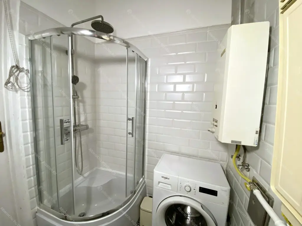 Kiadó albérlet 230000 Ft/hó áron: Budapest, VIII. kerület  Práter utca. Mérete: 41 nm, 1 szobás | Alberlet.hu - 6694428