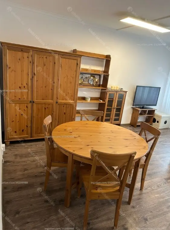 Kiadó albérlet 250000 Ft/hó áron: Budapest, VIII. kerület  Práter utca. Mérete: 52 nm, 2 szobás | Alberlet.hu - 6647854