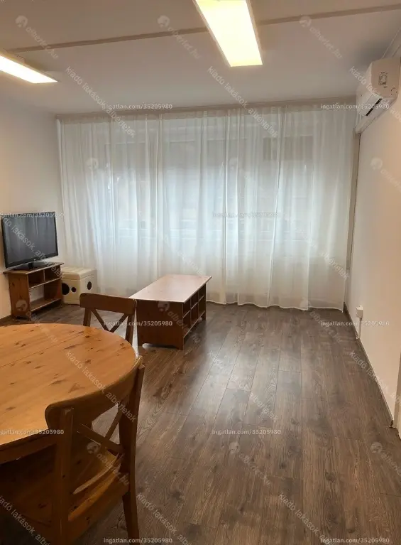 Kiadó albérlet 250000 Ft/hó áron: Budapest, VIII. kerület  Práter utca. Mérete: 52 nm, 2 szobás | Alberlet.hu - 6647855