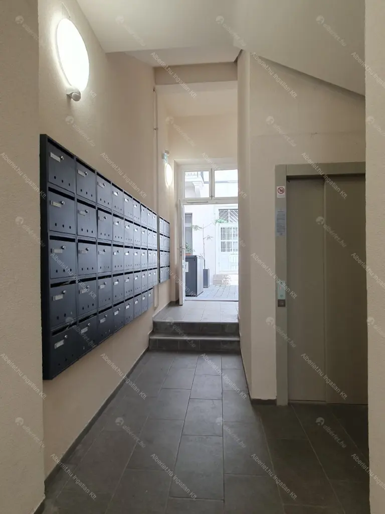 Kiadó albérlet 400000 Ft/hó áron: Budapest, VIII. kerület  Práter utca. Mérete: 65 nm, 2 szobás | Alberlet.hu - 6649720