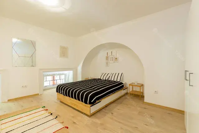 Kiadó albérlet 530000 Ft/hó áron: Budapest, VIII. kerület  Rákóczi út. Mérete: 120 nm, 5 szobás | Alberlet.hu - 6664924