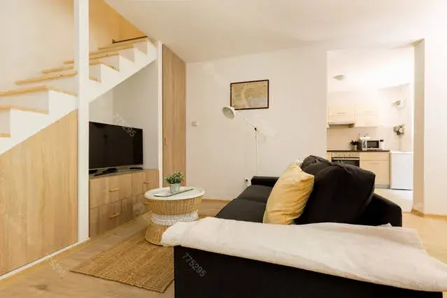 Kiadó albérlet 530000 Ft/hó áron: Budapest, VIII. kerület  Rákóczi út. Mérete: 120 nm, 5 szobás | Alberlet.hu - 6664930