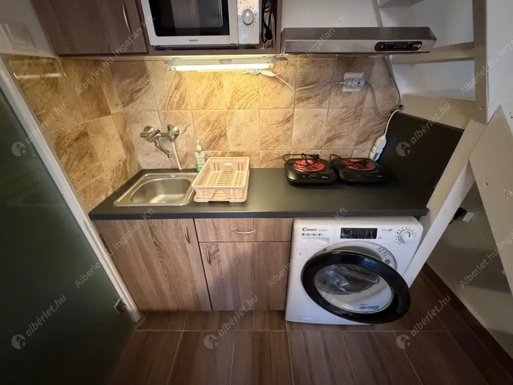Kiadó albérlet 180000 Ft/hó áron: Budapest, VIII. kerület  Rákóczi út. Mérete: 15 nm, 2 szobás | Alberlet.hu - 6606820