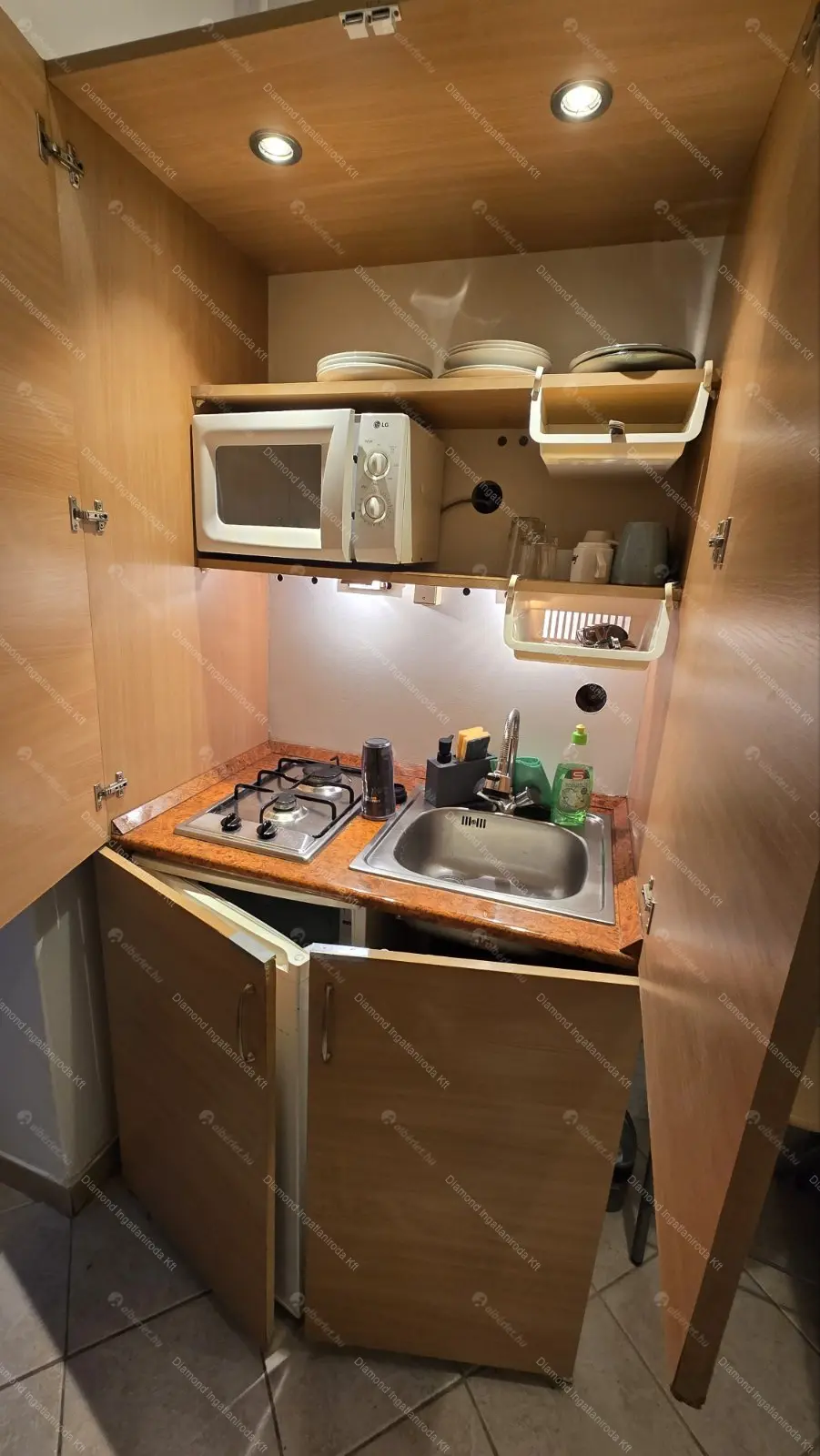 Kiadó albérlet 160000 Ft/hó áron: Budapest, VIII. kerület  Rákóczi út. Mérete: 32 nm, 1 szobás | Alberlet.hu - 6703297