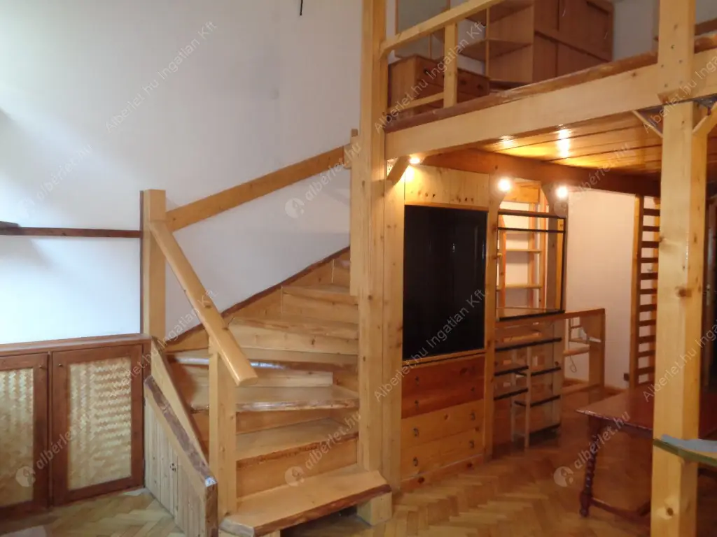 Kiadó albérlet 198000 Ft/hó áron: Budapest, VIII. kerület  Rákóczi út. Mérete: 40 nm, 1 szobás | Alberlet.hu - 6591369