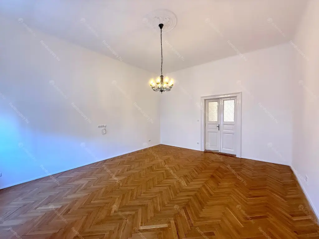 Kiadó albérlet 290000 Ft/hó áron: Budapest, VIII. kerület  Rákóczi út. Mérete: 75 nm, 2 szobás | Alberlet.hu - 6657278