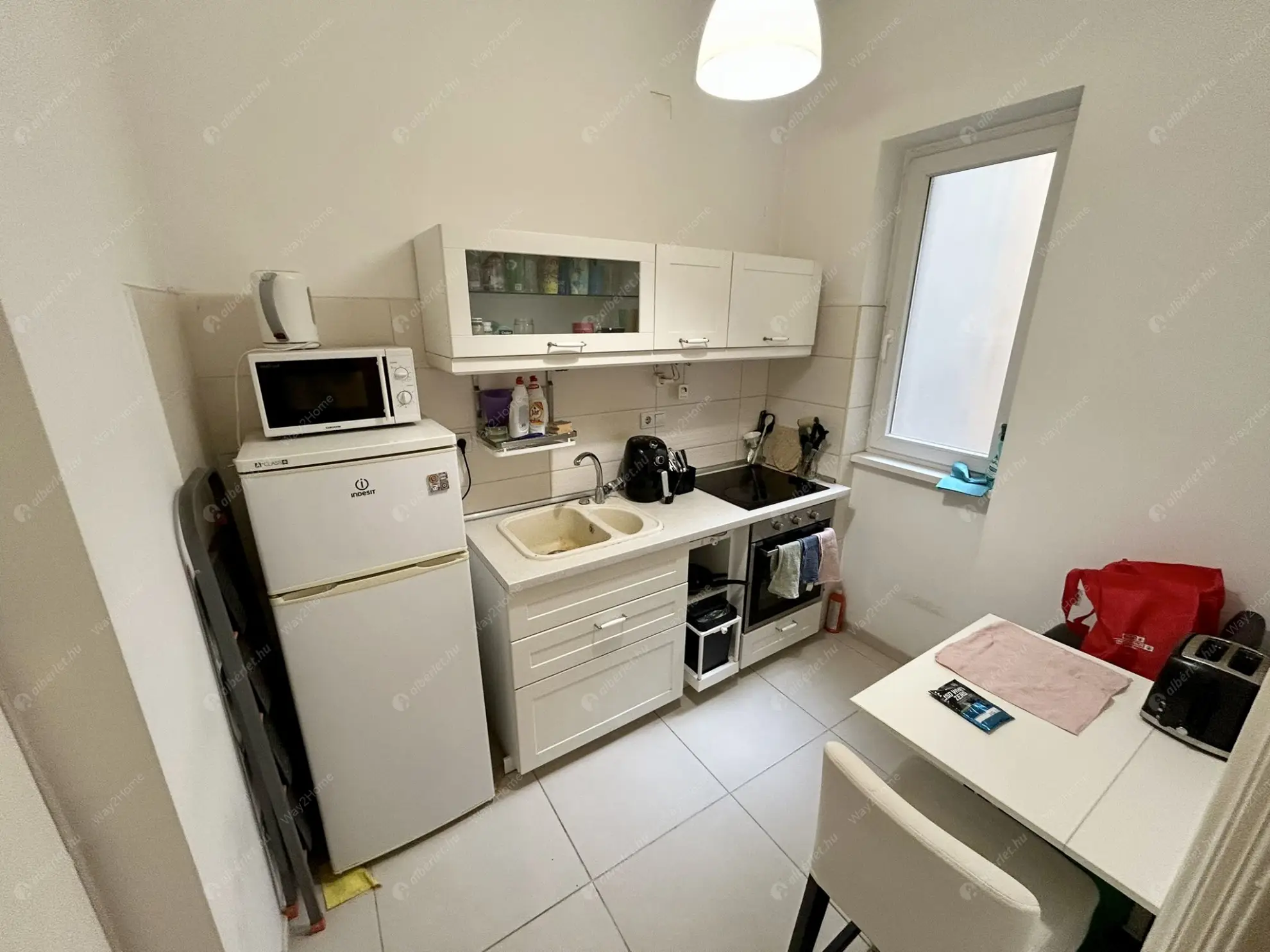 Kiadó albérlet 280000 Ft/hó áron: Budapest, VIII. kerület  Rákóczi út. Mérete: 80 nm, 3 szobás | Alberlet.hu - 6632887