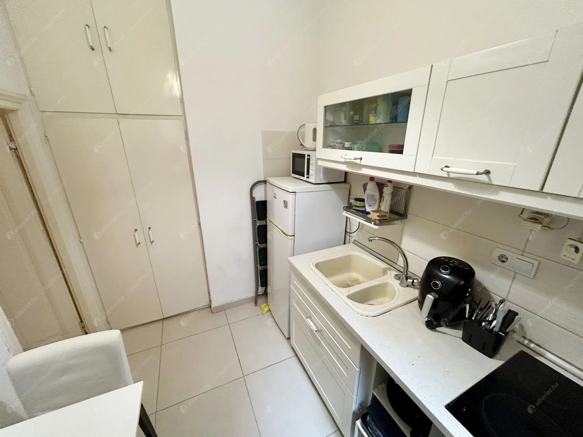 Kiadó albérlet 280000 Ft/hó áron: Budapest, VIII. kerület  Rákóczi út. Mérete: 80 nm, 3 szobás | Alberlet.hu - 6632888