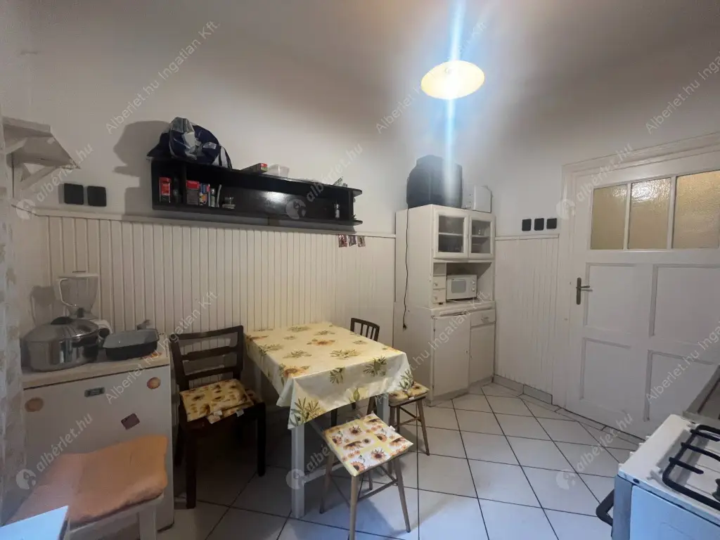 Kiadó albérlet 420000 Ft/hó áron: Budapest, VIII. kerület  Rozgonyi utca. Mérete: 90 nm, 4 szobás | Alberlet.hu - 6520316