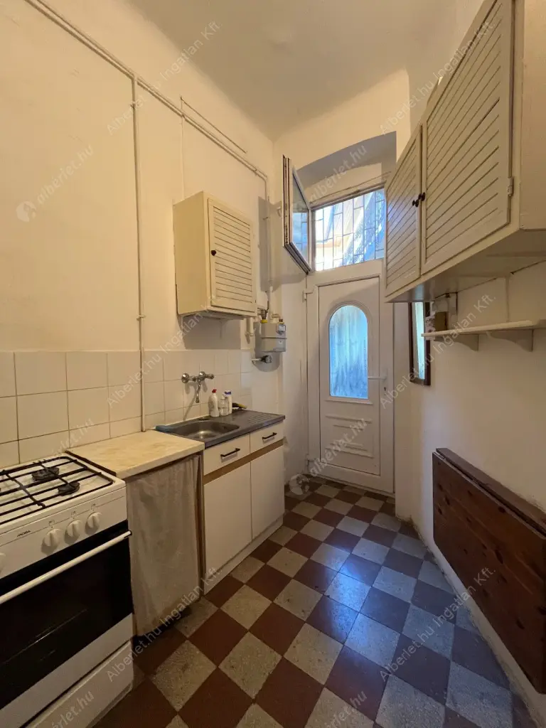 Kiadó albérlet 389000 Ft/hó áron: Budapest, VIII. kerület  Rozgonyi utca. Mérete: 90 nm, 4 szobás | Alberlet.hu - 6625456