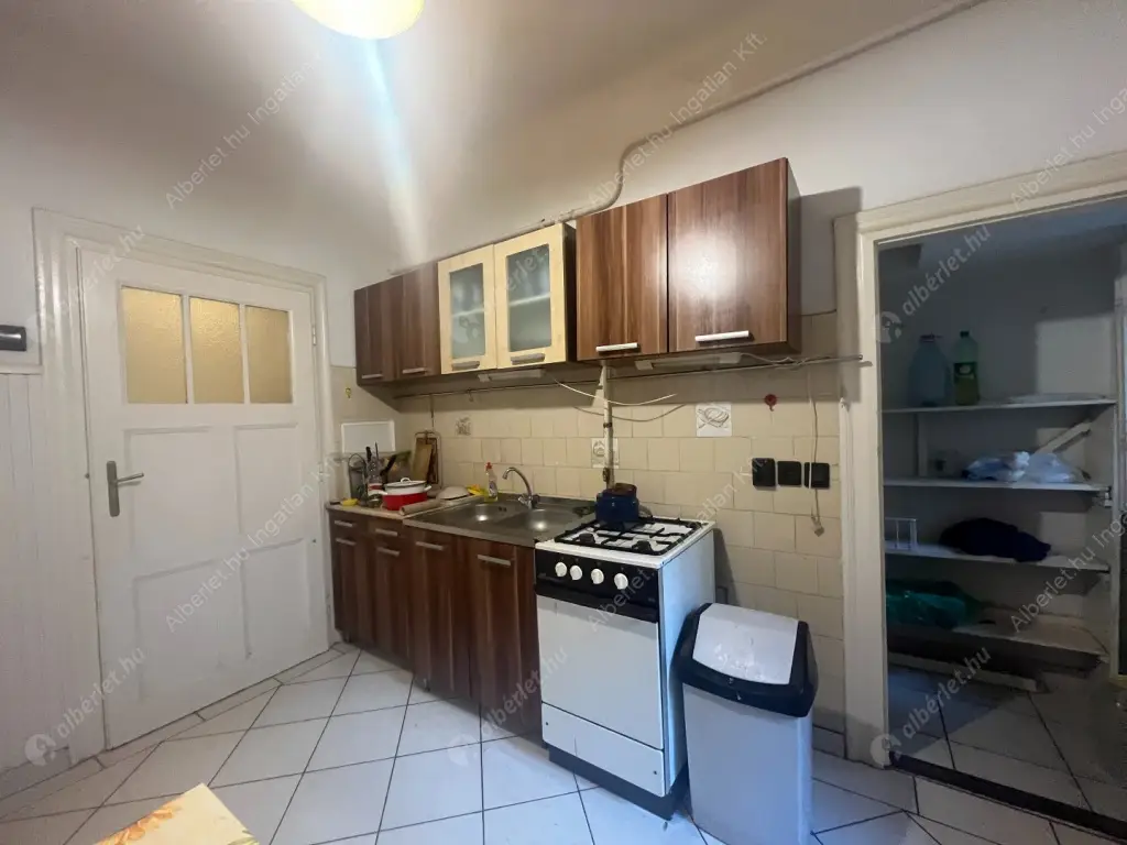 Kiadó albérlet 389000 Ft/hó áron: Budapest, VIII. kerület  Rozgonyi utca. Mérete: 90 nm, 4 szobás | Alberlet.hu - 6625461