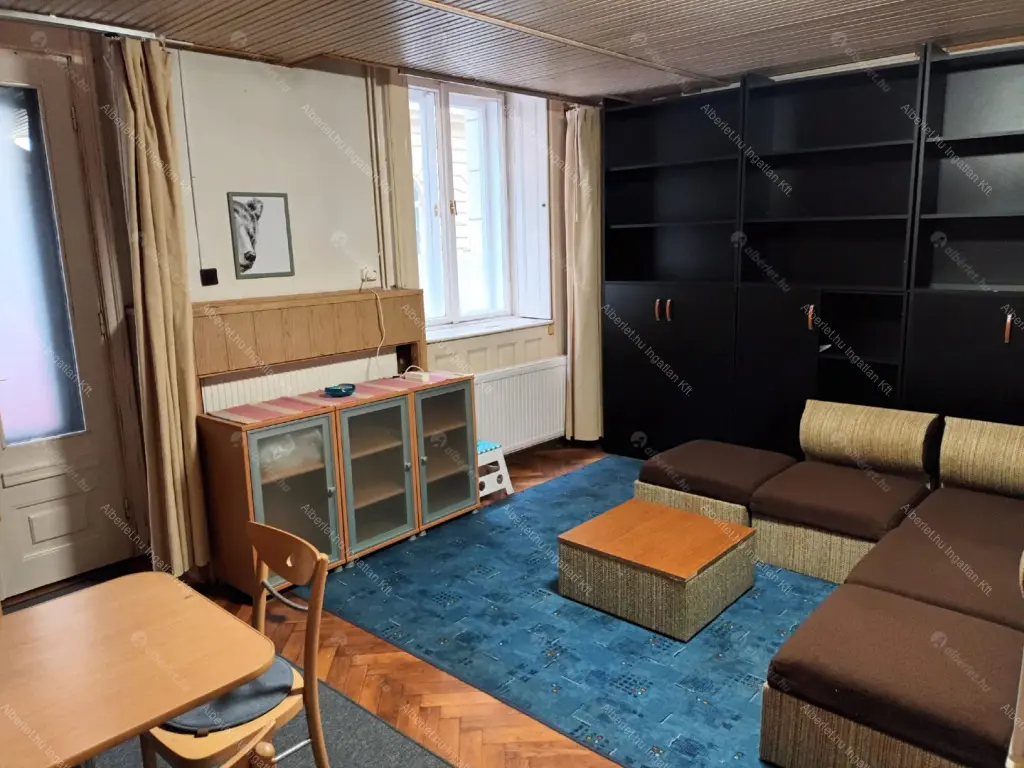 Kiadó albérlet 170000 Ft/hó áron: Budapest, VIII. kerület  Stáhly utca. Mérete: 32 nm, 1 szobás | Alberlet.hu - 6649492