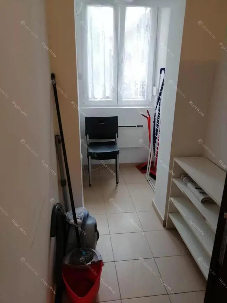 Kiadó albérlet 220000 Ft/hó áron: Budapest, VIII. kerület  Stróbl Alajos utca. Mérete: 53 nm, 2 szobás | Alberlet.hu - 5221193