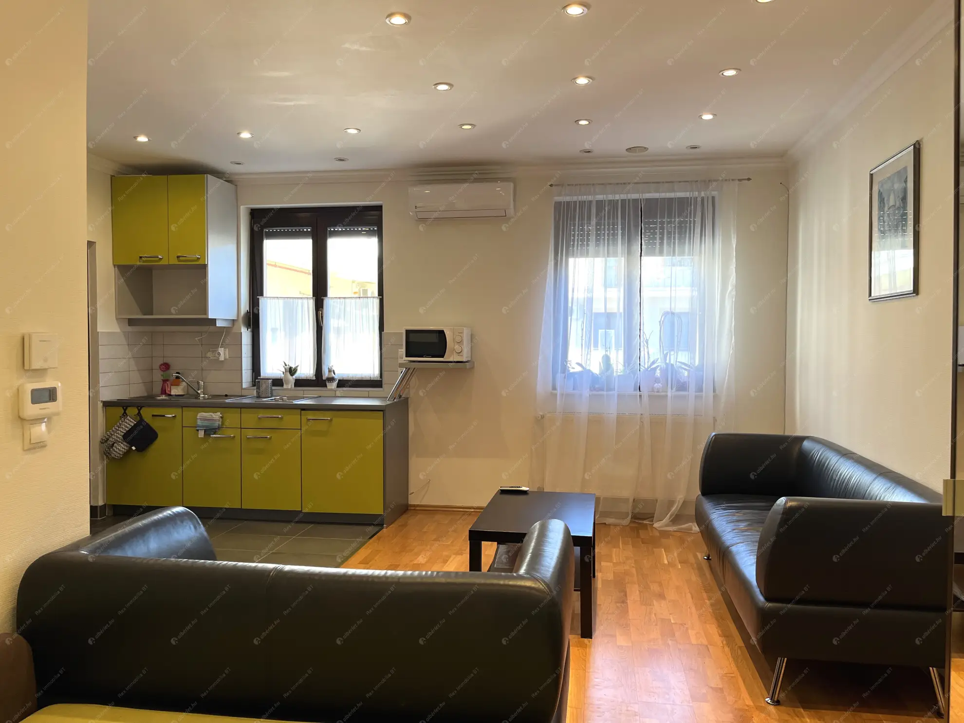 Kiadó albérlet 195000 Ft/hó áron: Budapest, VIII. kerület  Szentkirályi utca. Mérete: 32 nm, 1 szobás | Alberlet.hu - 6591863