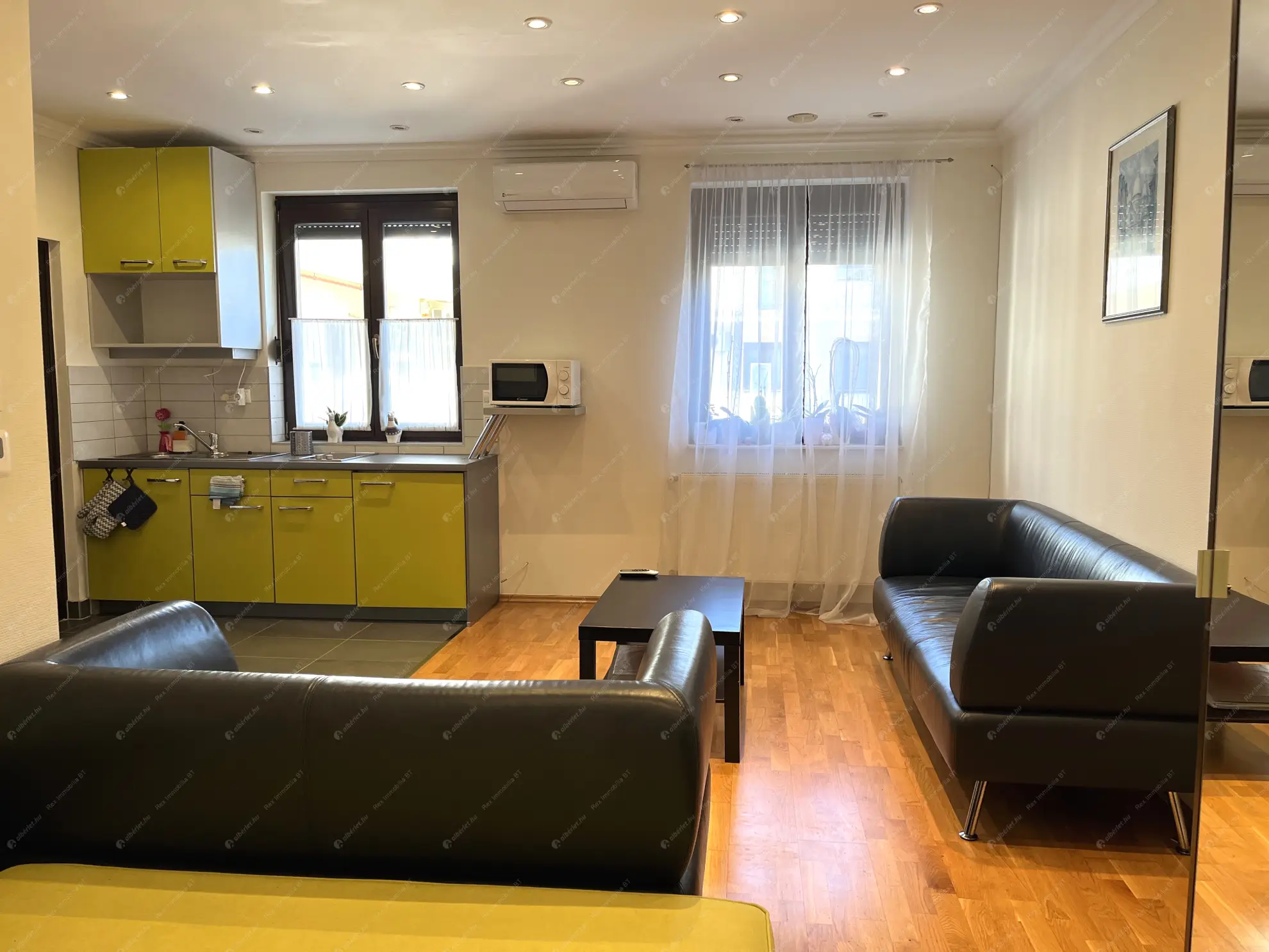 Kiadó albérlet 195000 Ft/hó áron: Budapest, VIII. kerület  Szentkirályi utca. Mérete: 32 nm, 1 szobás | Alberlet.hu - 6601225