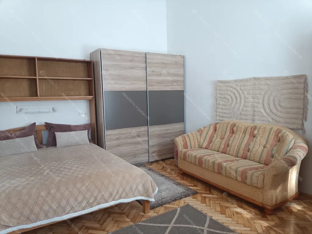 Kiadó albérlet 210000 Ft/hó áron: Budapest, VIII. kerület  Szentkirályi utca. Mérete: 32 nm, 1 szobás | Alberlet.hu - 6698604