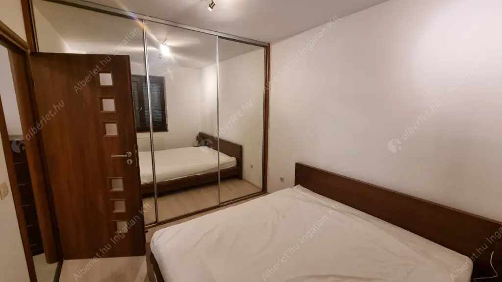 Kiadó albérlet 300000 Ft/hó áron: Budapest, VIII. kerület  Szentkirályi utca. Mérete: 67 nm, 2 szobás | Alberlet.hu - 6569457