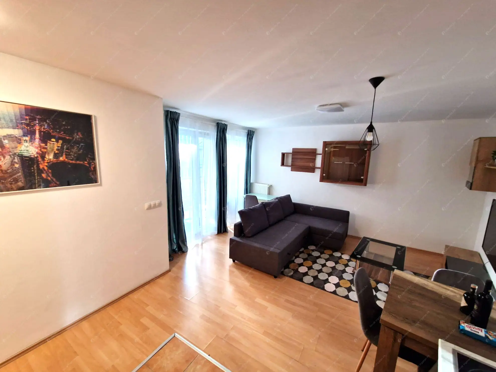 Kiadó albérlet 250000 Ft/hó áron: Budapest, VIII. kerület  Szerdahelyi utca. Mérete: 43 nm, 2 szobás | Alberlet.hu - 6620764