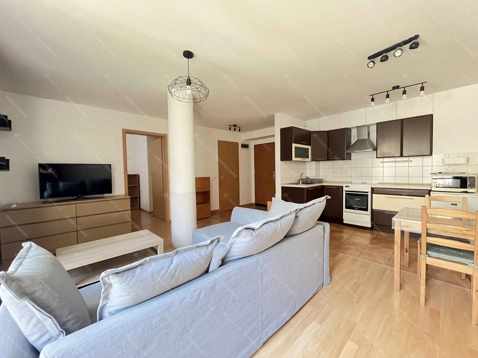 Kiadó albérlet 210000 Ft/hó áron: Budapest, VIII. kerület  Szerdahelyi utca. Mérete: 49 nm, 1 szobás | Alberlet.hu - 6702937