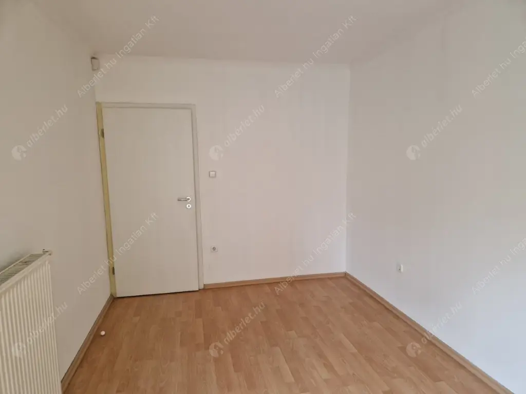 Kiadó albérlet 300000 Ft/hó áron: Budapest, VIII. kerület  Szeszgyár utca. Mérete: 98 nm, 3 szobás | Alberlet.hu - 6592331