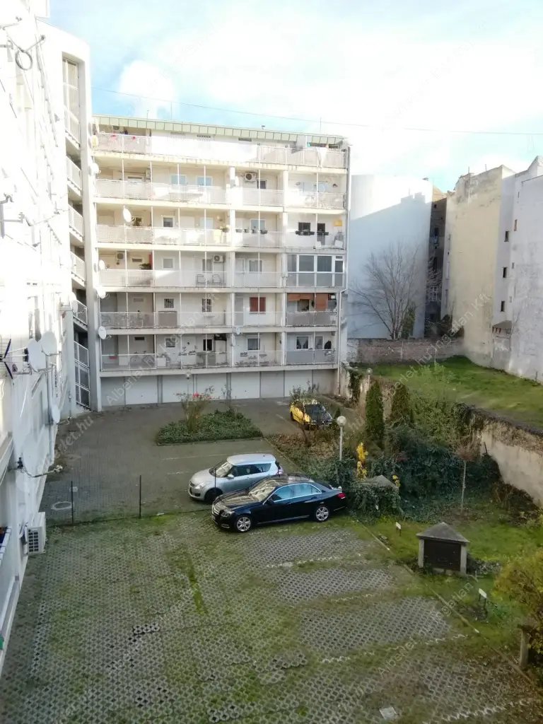 Kiadó albérlet 300000 Ft/hó áron: Budapest, VIII. kerület  Szeszgyár utca. Mérete: 98 nm, 3 szobás | Alberlet.hu - 6592338