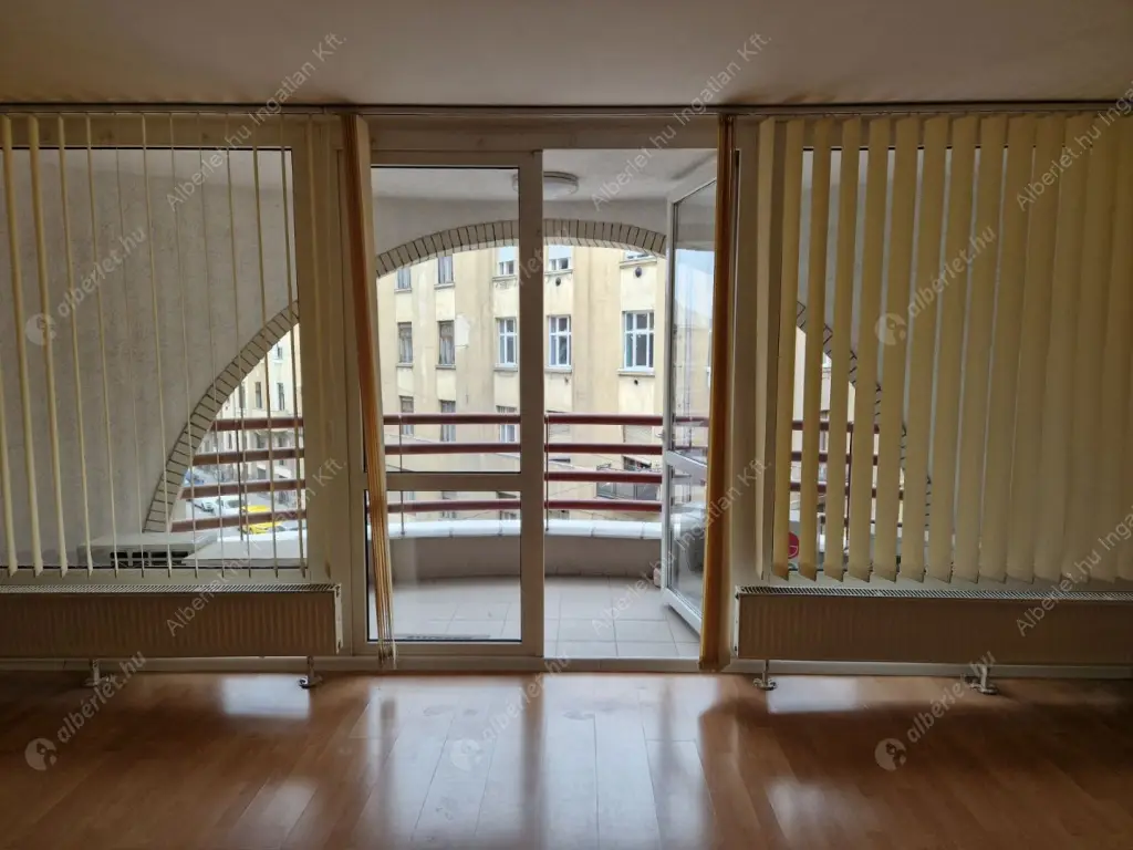 Kiadó albérlet 300000 Ft/hó áron: Budapest, VIII. kerület  Szeszgyár utca. Mérete: 98 nm, 3 szobás | Alberlet.hu - 6625246