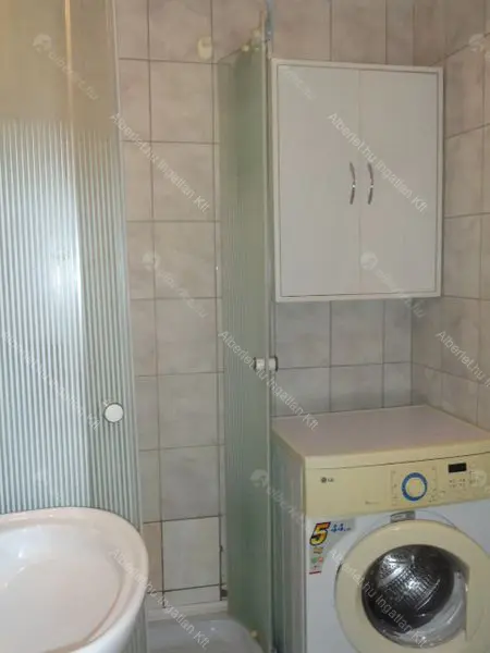 Kiadó albérlet 260000 Ft/hó áron: Budapest, VIII. kerület  Szigony utca. Mérete: 64 nm, 1 szobás | Alberlet.hu - 6702580