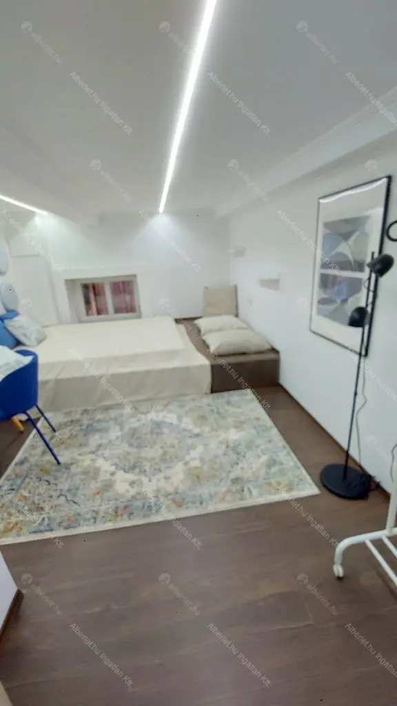 Kiadó albérlet 450000 Ft/hó áron: Budapest, VIII. kerület  Szűz utca. Mérete: 106 nm, 2 szobás | Alberlet.hu - 6686208