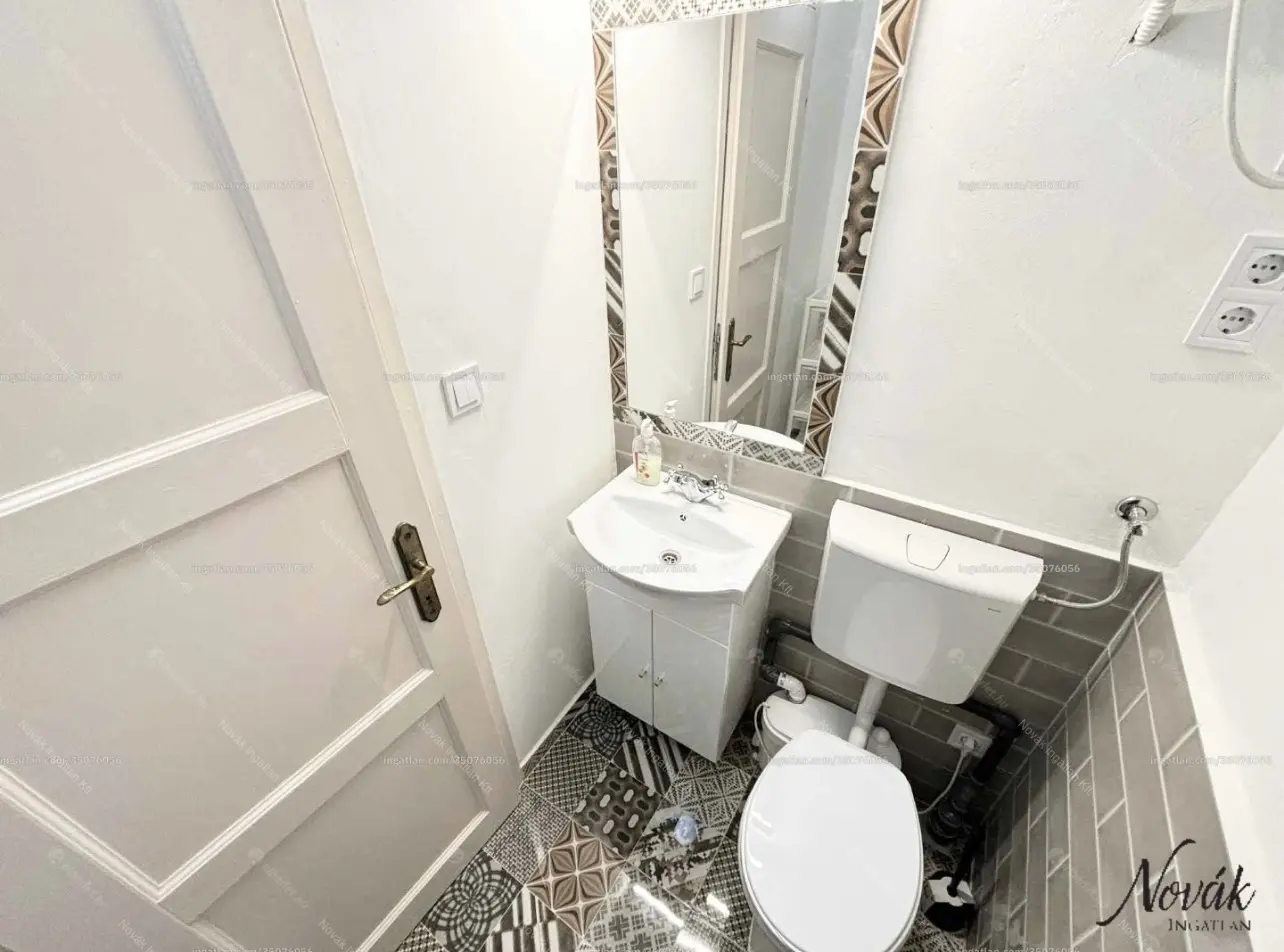 Kiadó albérlet 190000 Ft/hó áron: Budapest, VIII. kerület  Tolnai Lajos utca. Mérete: 30 nm, 1 szobás | Alberlet.hu - 6646680