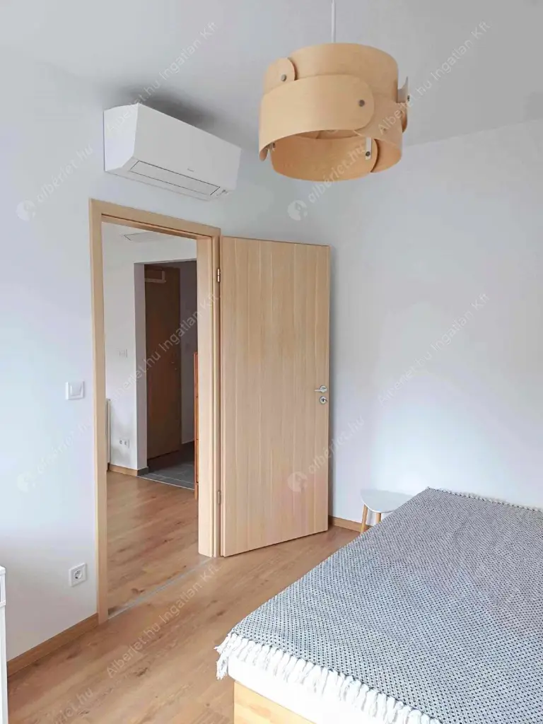 Kiadó albérlet 270000 Ft/hó áron: Budapest, VIII. kerület  Tolnai Lajos utca. Mérete: 43 nm, 2 szobás | Alberlet.hu - 6540979