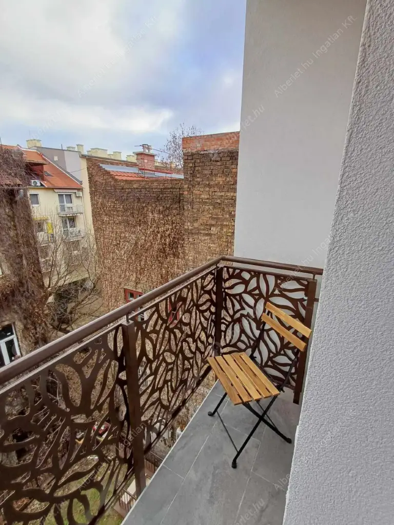 Kiadó albérlet 270000 Ft/hó áron: Budapest, VIII. kerület  Tolnai Lajos utca. Mérete: 43 nm, 2 szobás | Alberlet.hu - 6540984